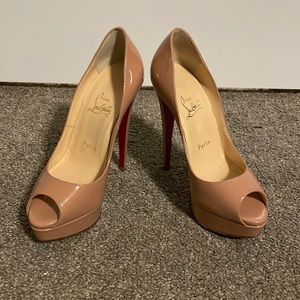 Christian louboutin • lady peep open toe pump